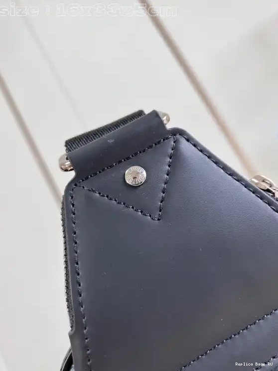 Affordable VUITTON Slingbag-16*33*5.7CM Avenue LOUIS 0526